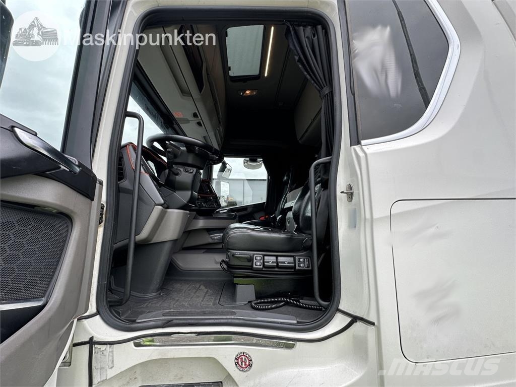 Scania R580A6X2NB Vlačilci