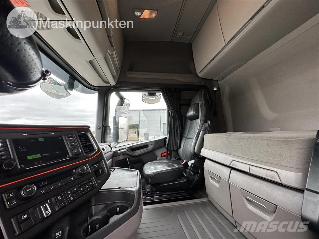 Scania R580A6X2NB Vlačilci