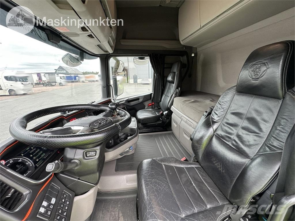 Scania R580A6X2NB Vlačilci