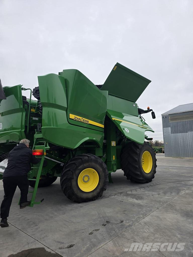 John Deere S670 Derliaus nuėmimo kombainai