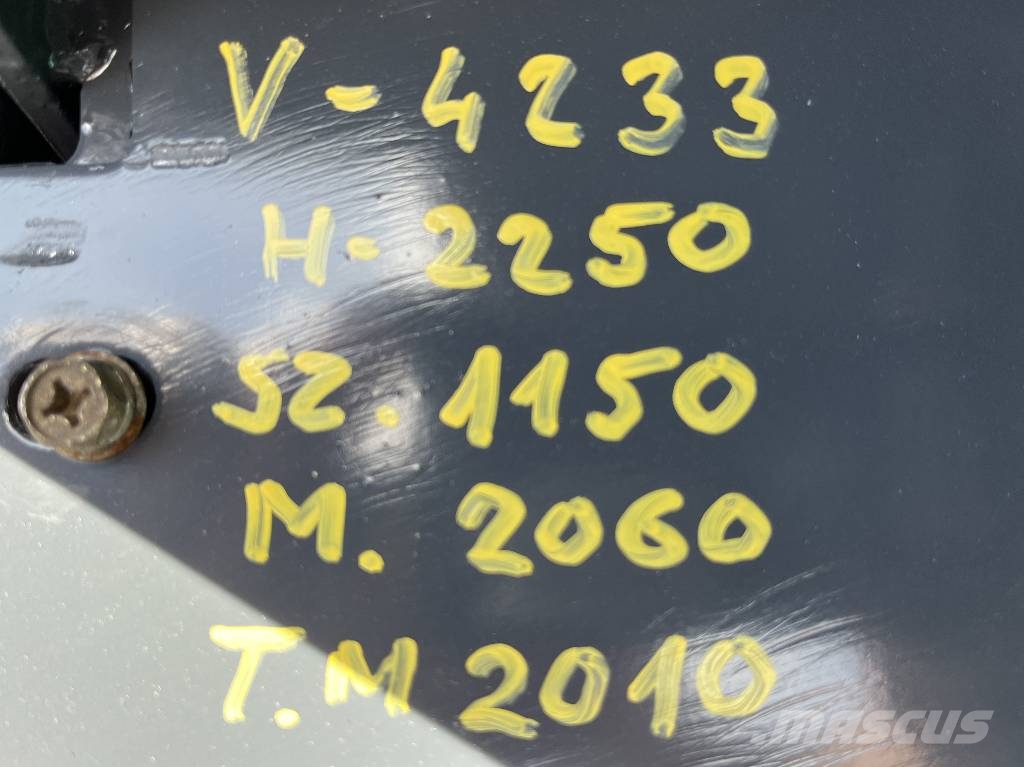 OM D18 V-4233 IO Dizelski viličarji