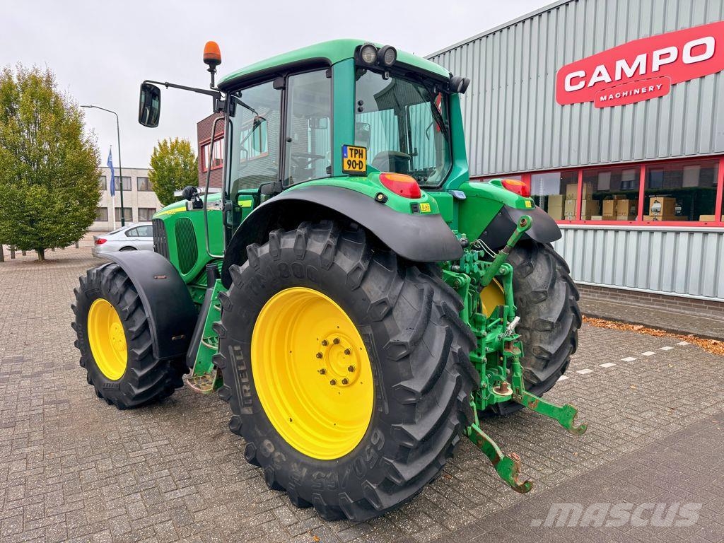 John Deere 6920 PowrQuad Tractoren