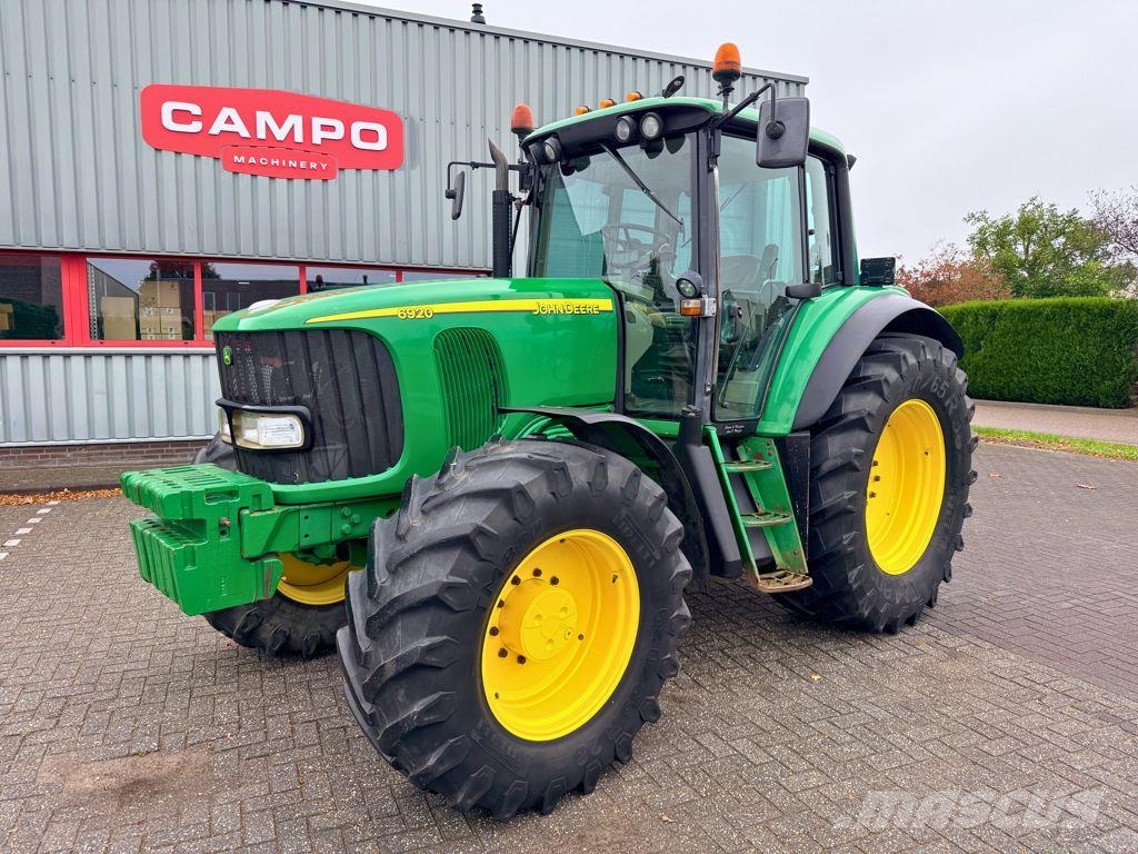 John Deere 6920 PowrQuad Tractoren