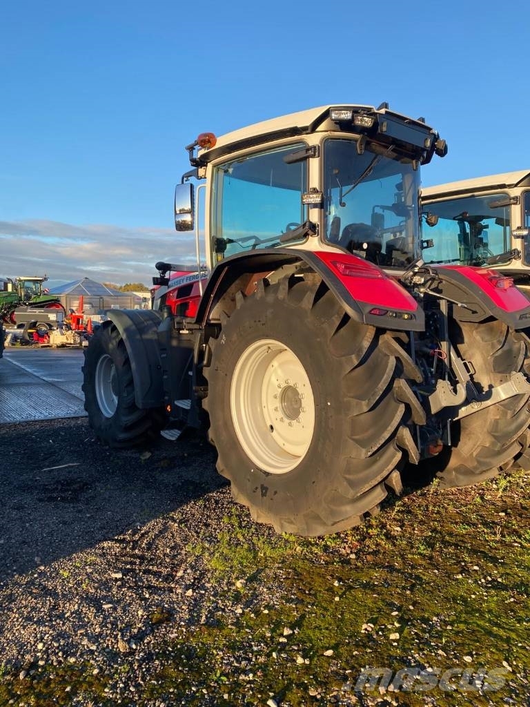 Massey Ferguson 8S.205 Tractores