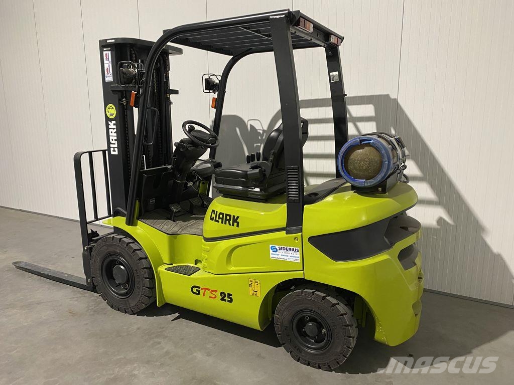 Clark GTS25 LPG heftrucks