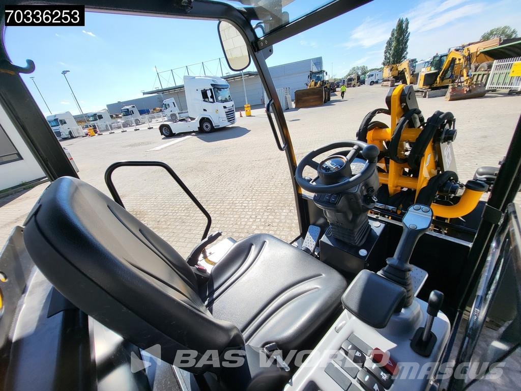 JCB 403 SP FACTORY WARRANTY – EURO COUPLER - KUBOTA Cargadoras sobre ruedas
