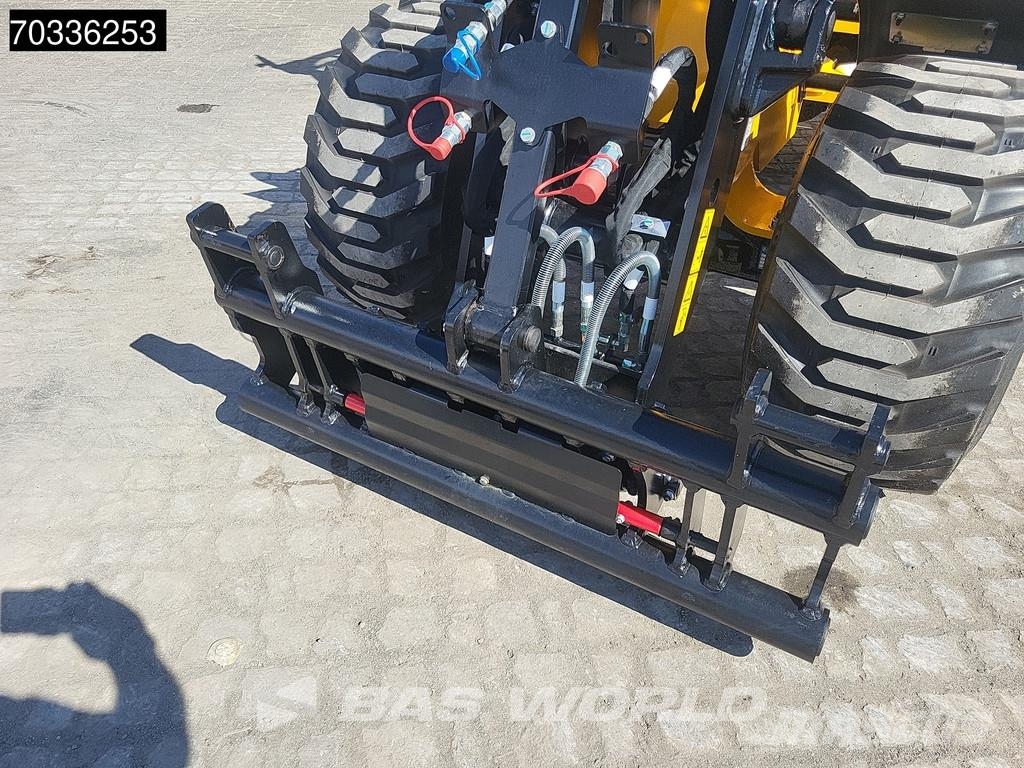 JCB 403 SP FACTORY WARRANTY – EURO COUPLER - KUBOTA Cargadoras sobre ruedas