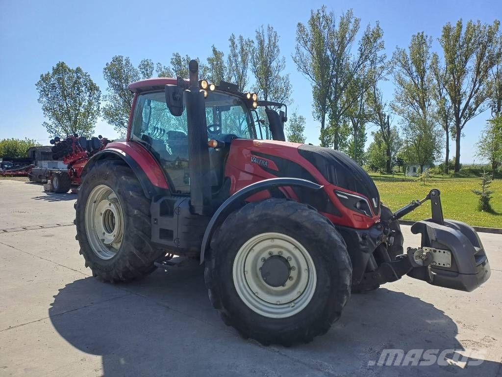 Valtra T 234 A Traktorer