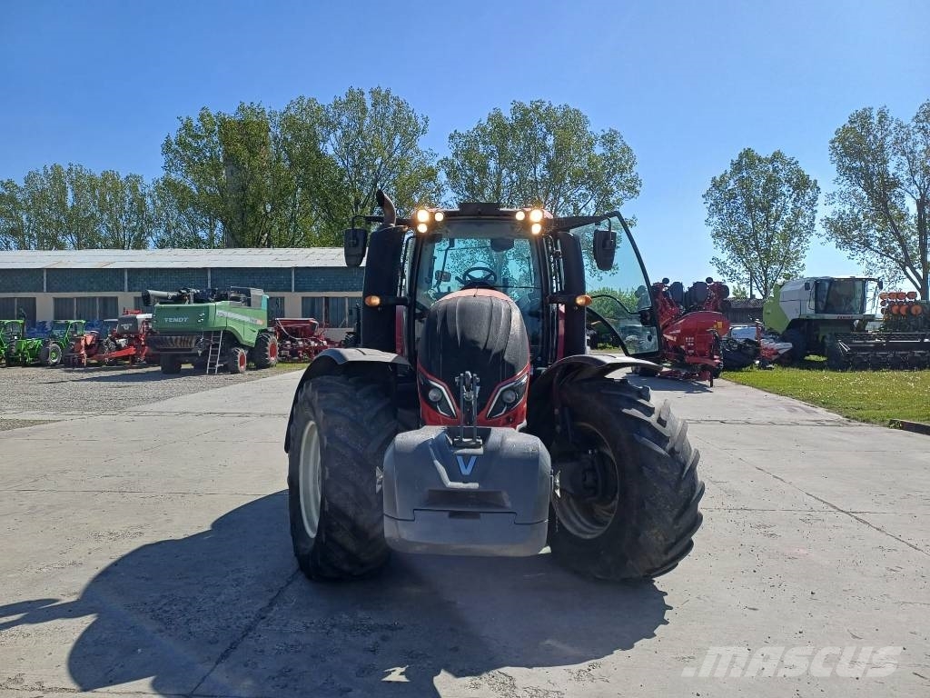 Valtra T 234 A Traktorer