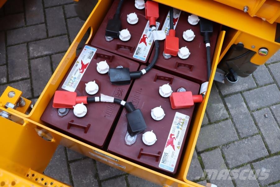 Haulotte Compact 10N Valid Iinspection, *Guarantee! 10m Wor Scheren-Arbeitsbühnen