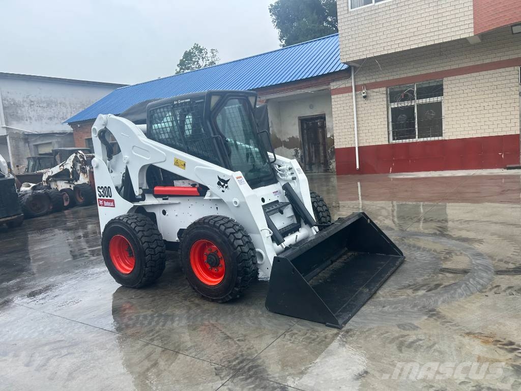 Bobcat S 300 Skid steer mini utovarivači