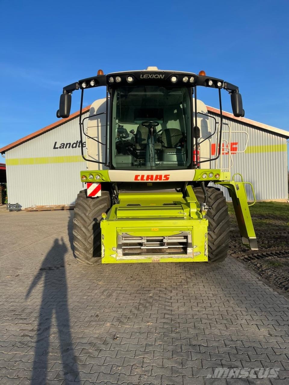 CLAAS Lexion 740 Tier 4 Combine de secerat