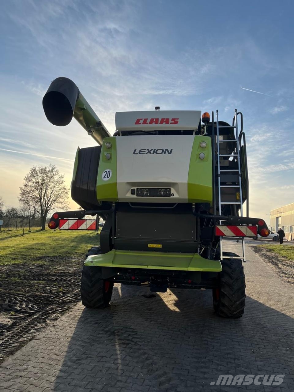 CLAAS Lexion 740 Tier 4 Combine de secerat