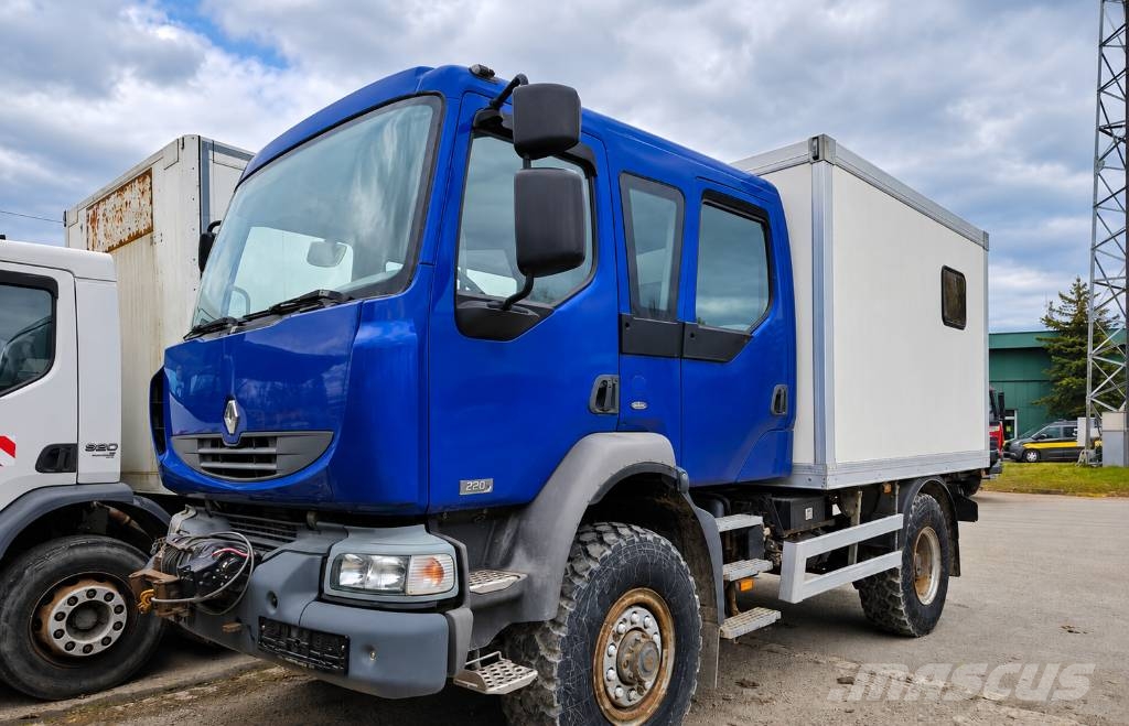 Renault Midlum 220 Camiones caja cerrada
