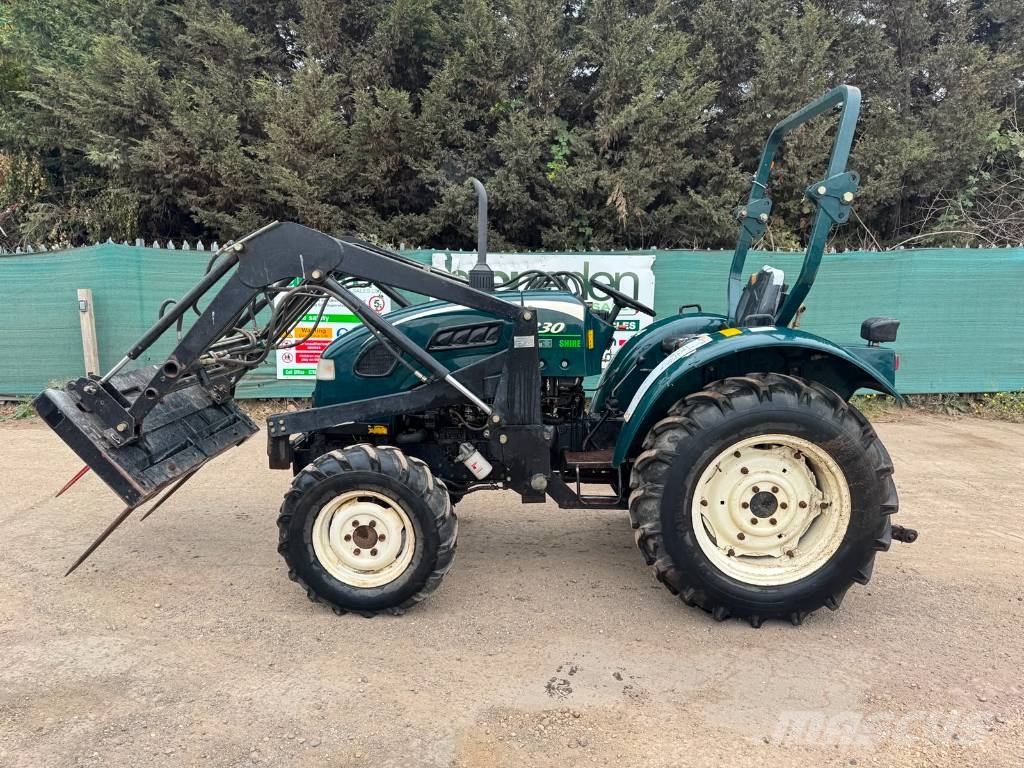 Shire Compact Traktorit