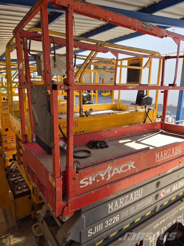 SkyJack 3226 Підйомники-ножиці