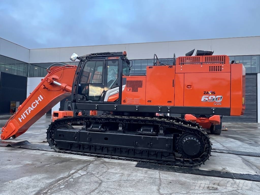 Hitachi ZX 690 LC H-7, 2022, Azuqueca de Henares, Castilla