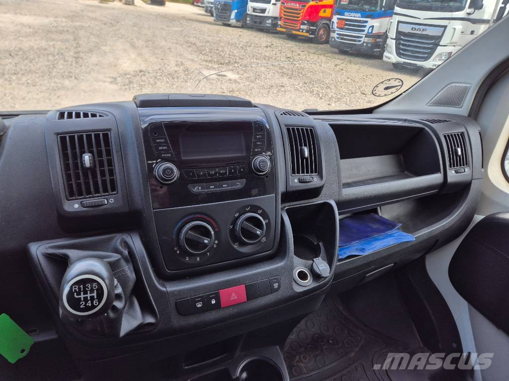 Fiat Ducato 35 2,3 mjt 130 maxi BOX Furgonetas /Furgón