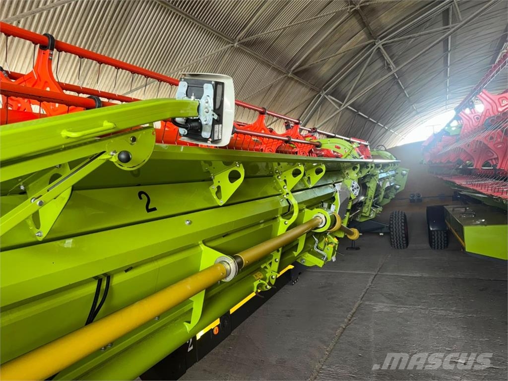 CLAAS Lexion 770 TT m Vario 1230 农业机械-其他