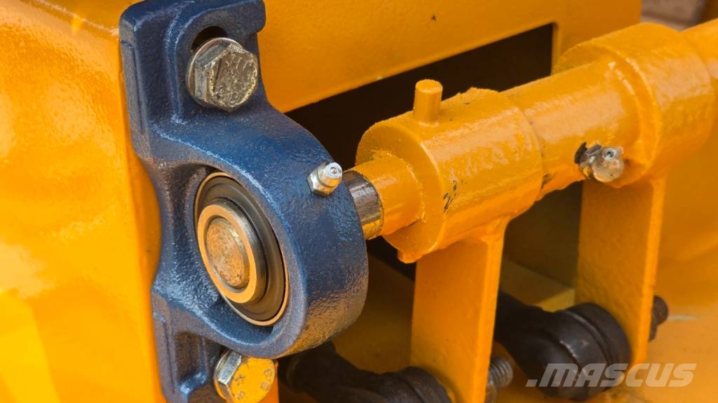 Morooka MST 800 E عربات نقل قلابة مجنزرة
