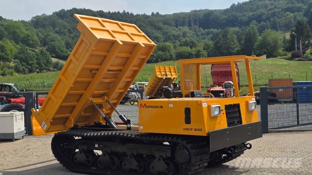 Morooka MST 800 E عربات نقل قلابة مجنزرة