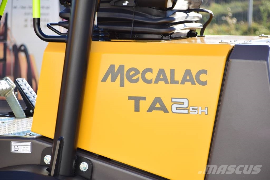 Mecalac TA 2 SH Swivel TEREX TA2 Thwaites 2 tonne Minidumpperit