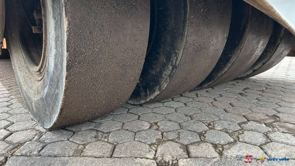 Hamm HP 180i Pneimatiskie veltņi
