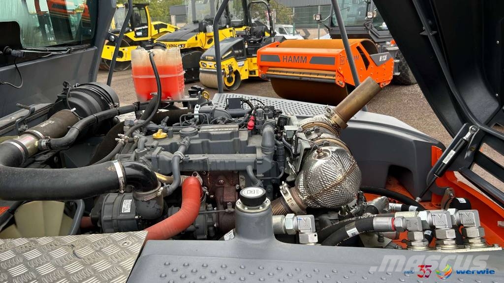 Hamm HP 180i Pneimatiskie veltņi