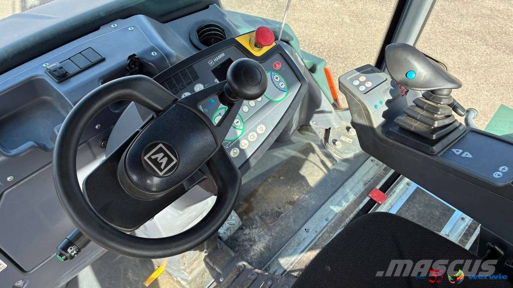 Hamm HP 180i Walce ogumione