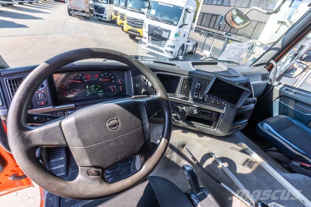 Volvo FMX 370+STETTER Camiones de concreto