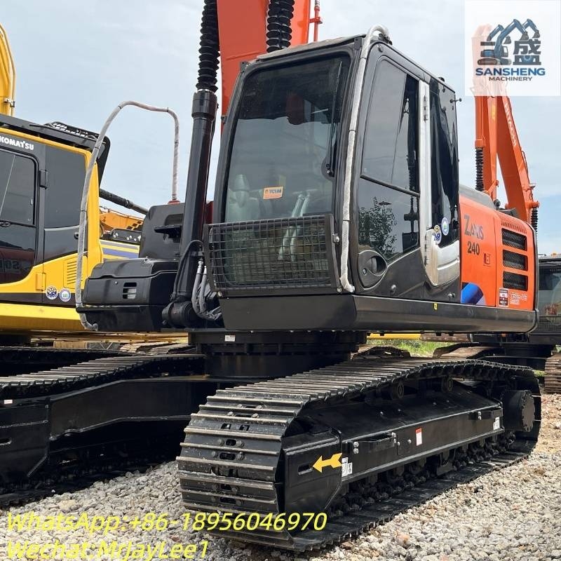 Hitachi ZX 240 대형 굴삭기 29톤 이상
