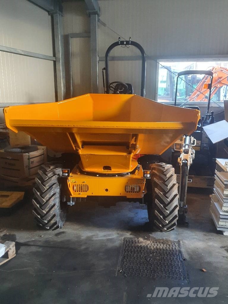 Thwaites 3 Tonne Power Swivel Minitractor de teren