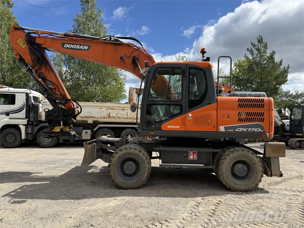 Doosan DX170W-5 Wielgraafmachines