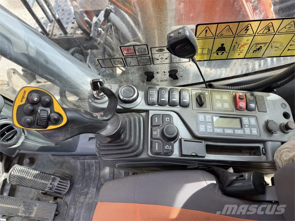 Doosan DX170W-5 Wielgraafmachines