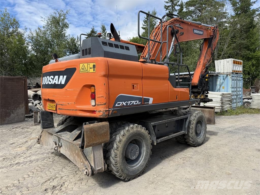 Doosan DX170W-5 Wielgraafmachines