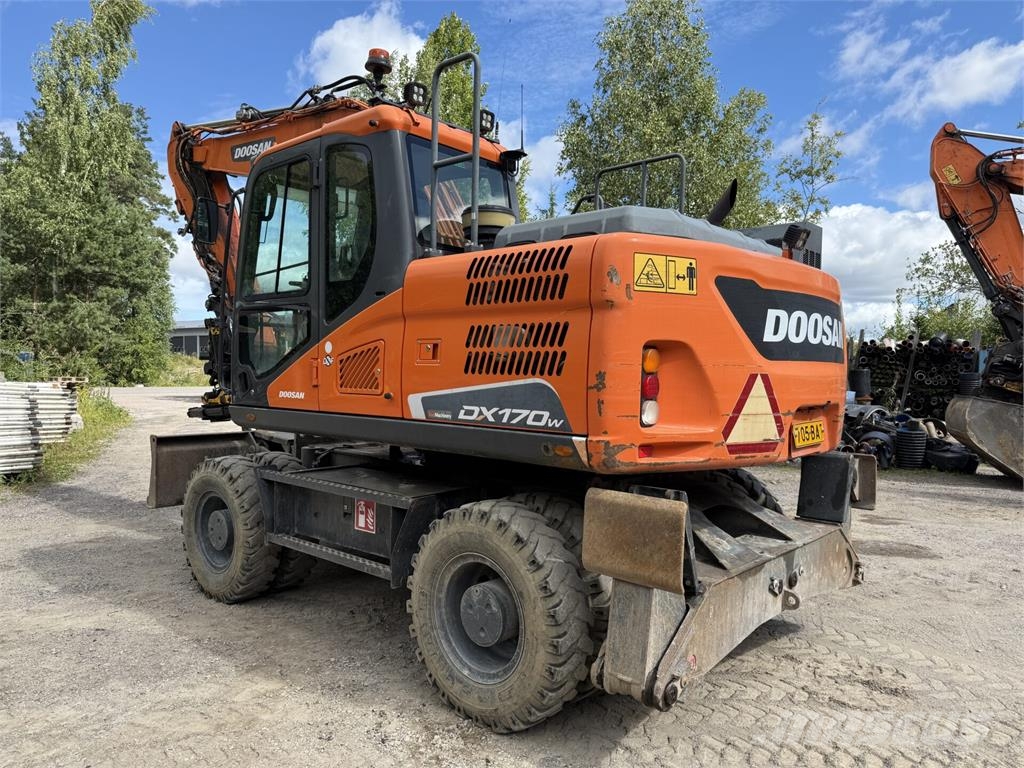 Doosan DX170W-5 Wielgraafmachines