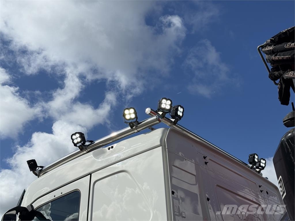 Volvo FH 540 10X4 Crane trucks