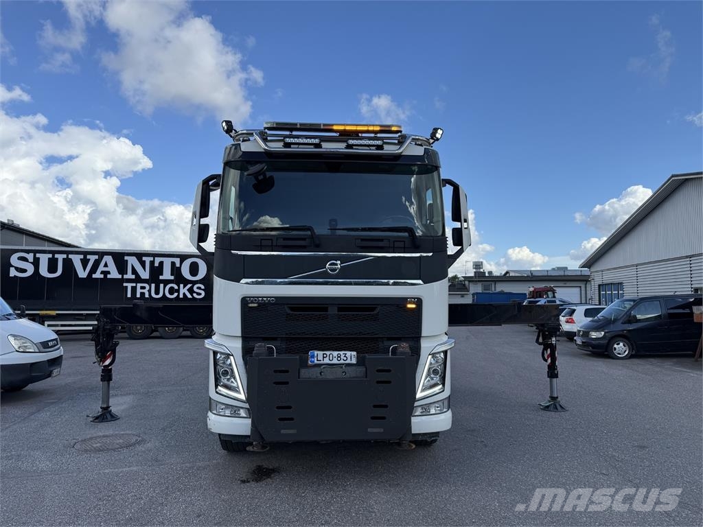 Volvo FH 540 10X4 Crane trucks