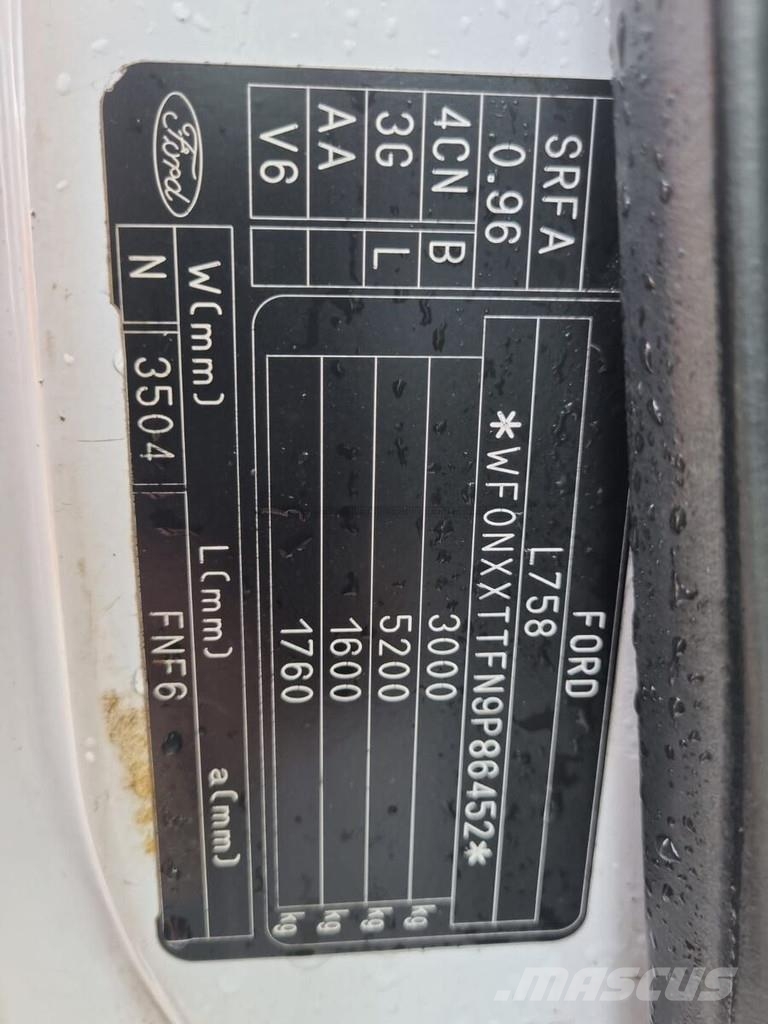 Ford Transit L758 기타