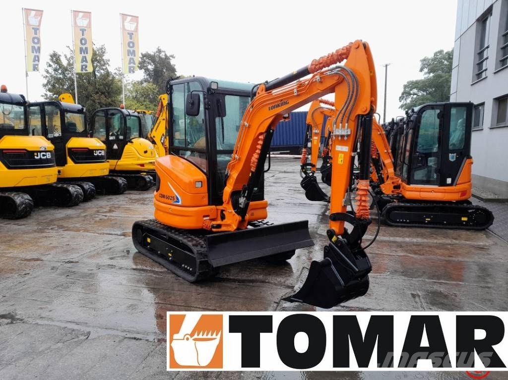 Lonking CDM 6025 履带挖掘机