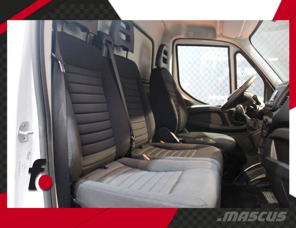 Iveco Daily CARROZADO CON PLATAFORMA ELEVADORA Camiones plataforma