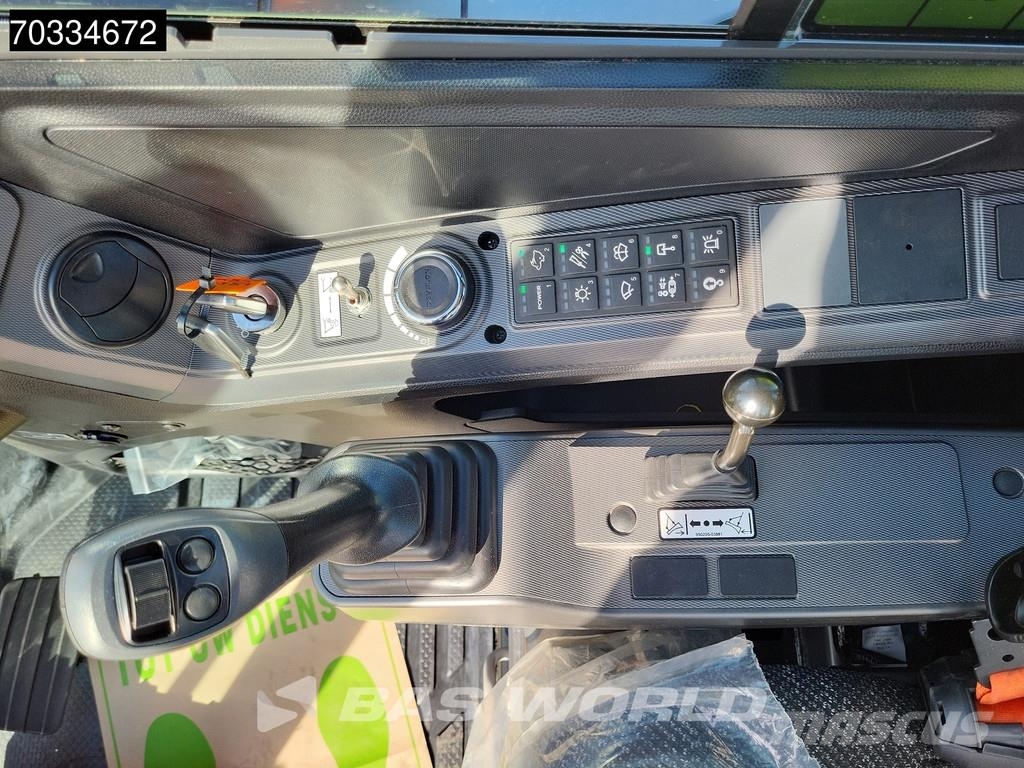 Develon DX85 R-7 A/C Minigraafmachines < 7t