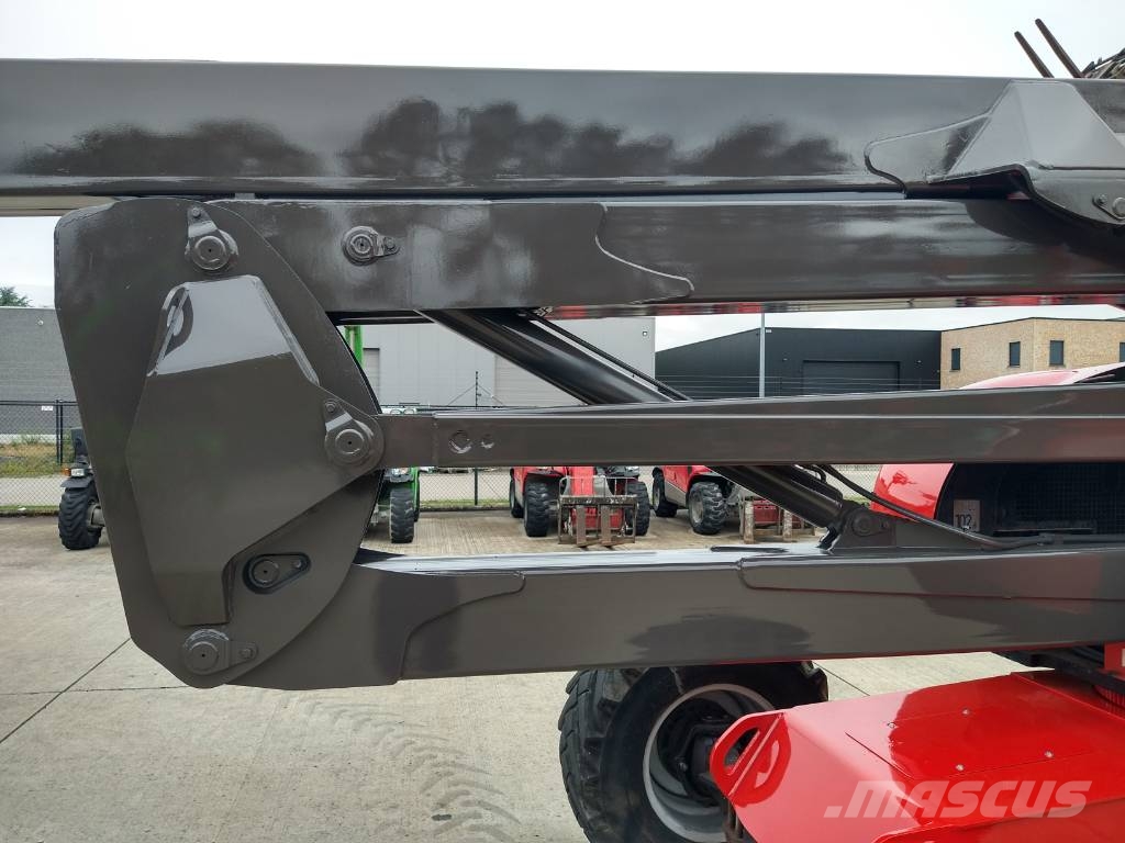 Manitou 200 ATJ (261) Kompakte selbstfahrende Hebebühnen