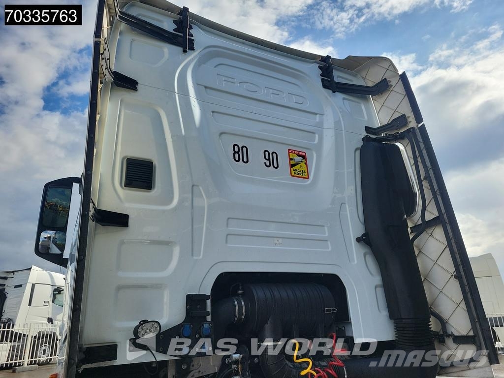 Ford F-Max 500 4X2 Retarder 2x Tanks Standklima Navi AC Trekkers