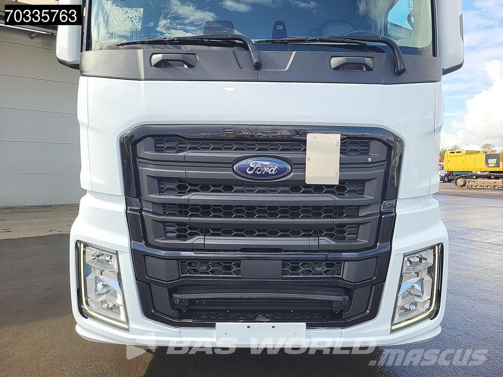 Ford F-Max 500 4X2 Retarder 2x Tanks Standklima Navi AC Tractor Units