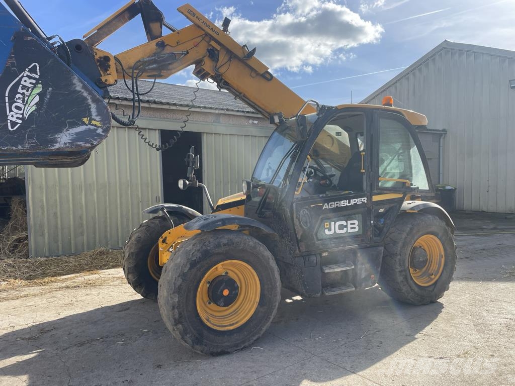 JCB 542 - 70 AGRISUPER معدات مناولة لأغراض الزراعة
