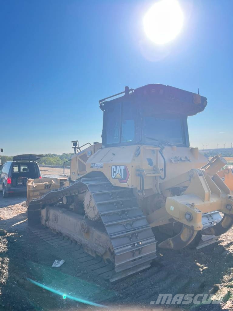 CAT D5 -17 LGP Pásové dozéry