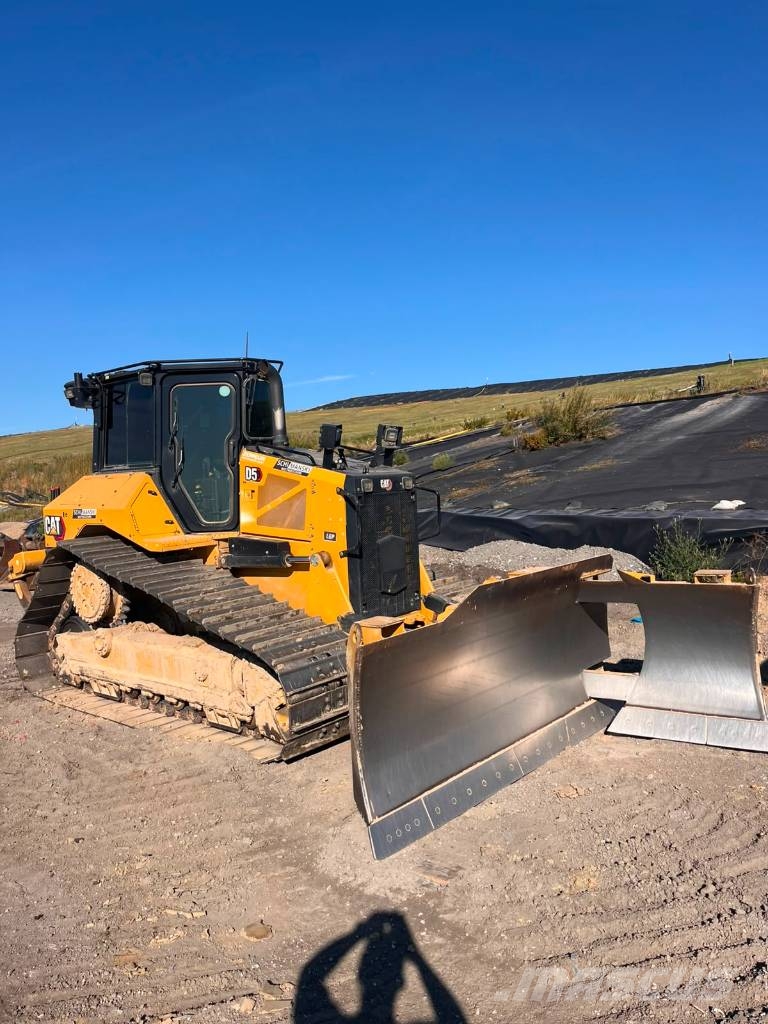 CAT D5 -17 LGP Pásové dozéry