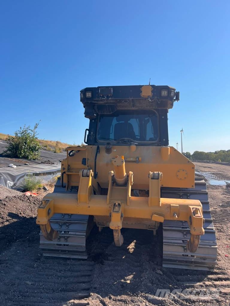 CAT D5 -17 LGP Pásové dozéry