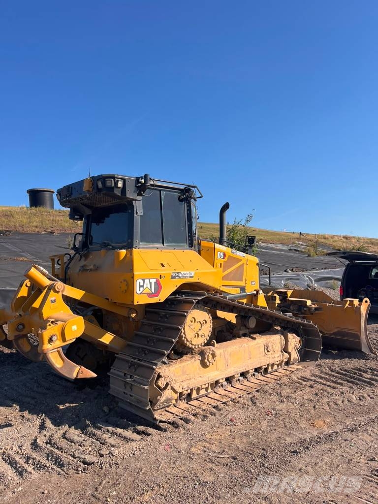 CAT D5 -17 LGP Pásové dozéry